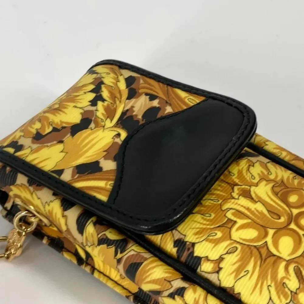 Auth VERSACE Pochette bag vintage Leopard print Chain mobile case Shoulder Bag